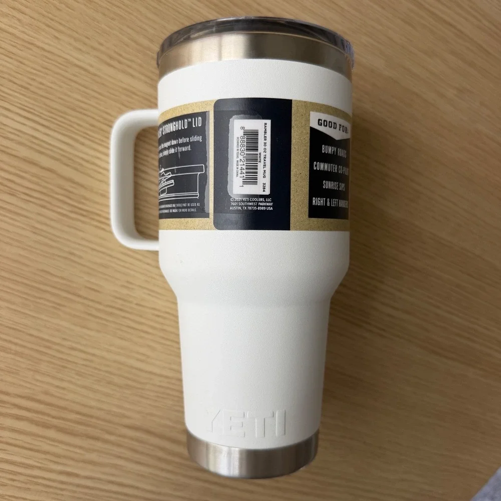 YETI Rambler 30 oz White Stainless Steel Travel Mug with Stronghold Lid